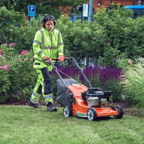 Cortacésped Husqvarna LC 551VBP